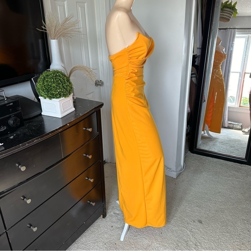 LULU’S MALIA RUCHED STRAPLESS MAXI DRESS - Picture 15 of 16
